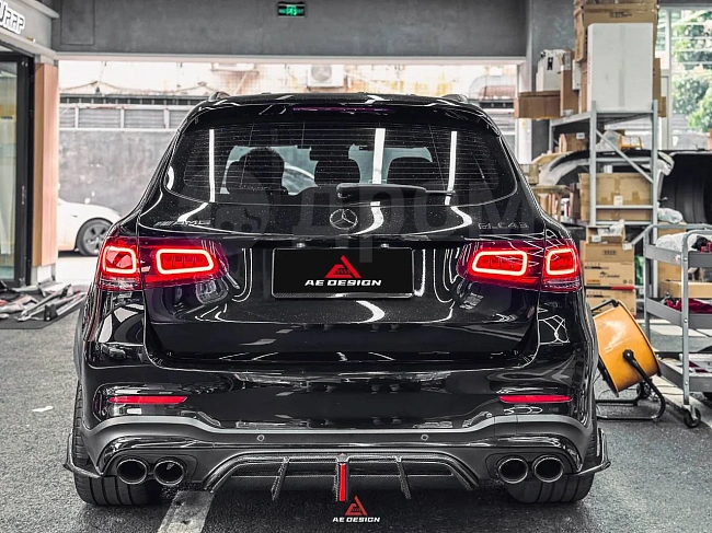 картинка Диффузор на задний бампер для Mercedes GLC43 магазин  StreetTuning 